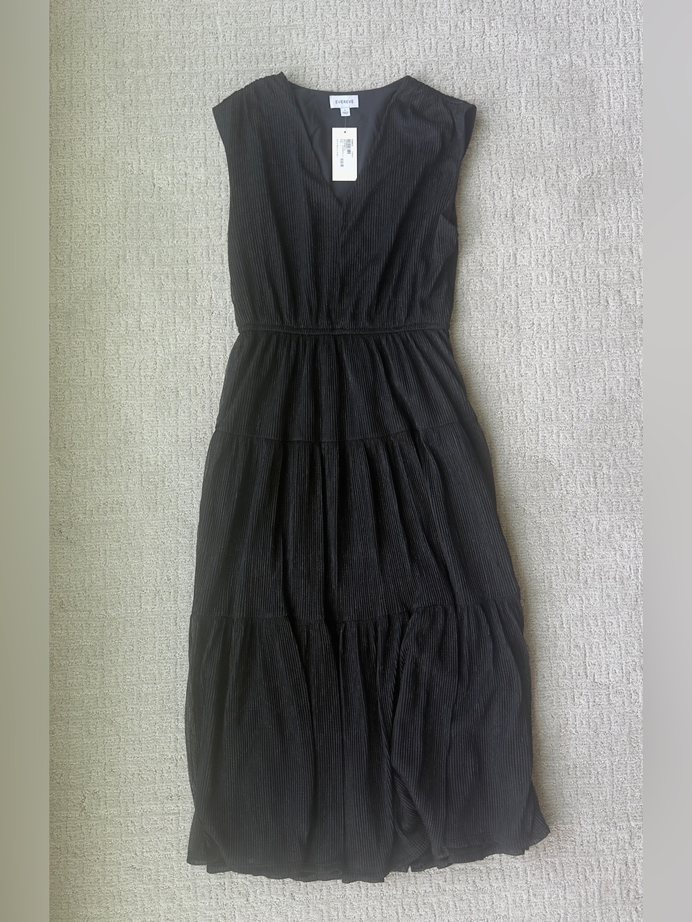 NWT EVEREVE - Georgia Dress